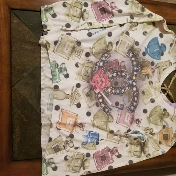 Long sleeve shirt with Chanel script - Picture 1 of 4